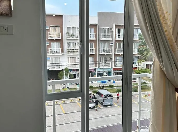 Aparthotel Modena Townsquare *
